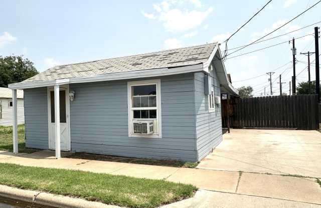 320 N Flint Avenue photos photos