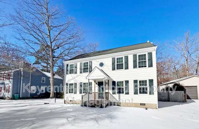 117 Five Oaks Lane Gallery 2