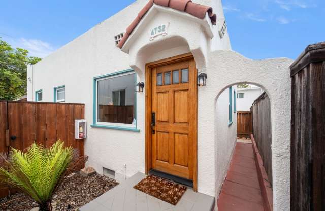 University Heights Gem - Cozy 2 bed 1 bath - Don't miss out! - 4732 Oregon Street, San Diego, CA 92116