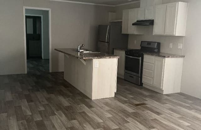 4801 E County Rd 67 3x2V - 4801 East Co Road 67, Chesterfield, IN 46017 4801 E County Rd 67 3x2V - 4801 East Co Road 67, Chesterfield, IN 46017