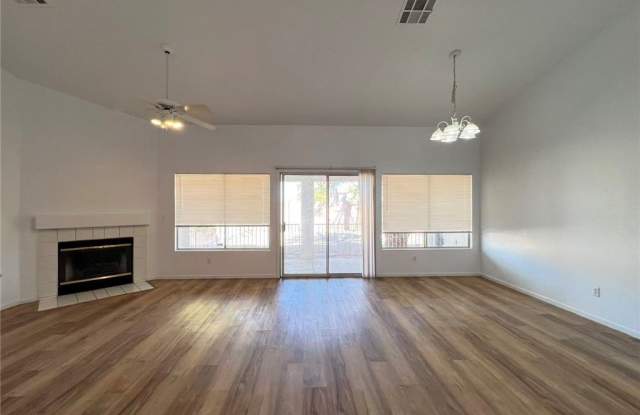 4226 Inglewood Point Street Gallery 3