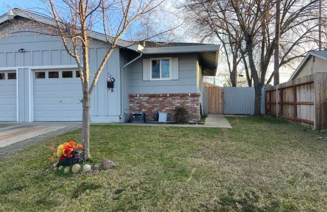Duplex - Super clean 2 bdrm, 1 bath photos photos