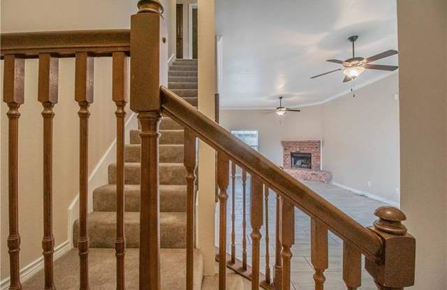 6559 Calmont Avenue Gallery 3