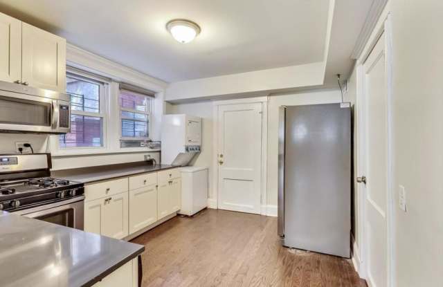 2340 West Augusta Boulevard photos photos