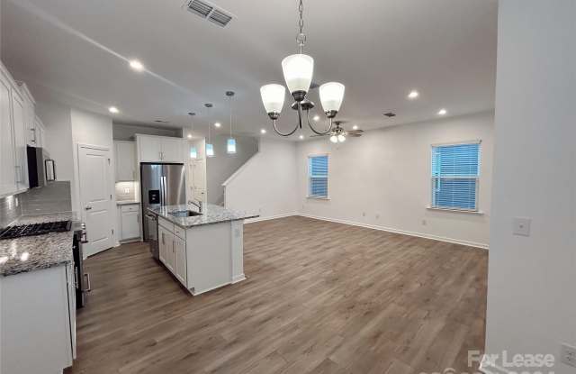 15608 Parkside Crossing Drive Gallery 3