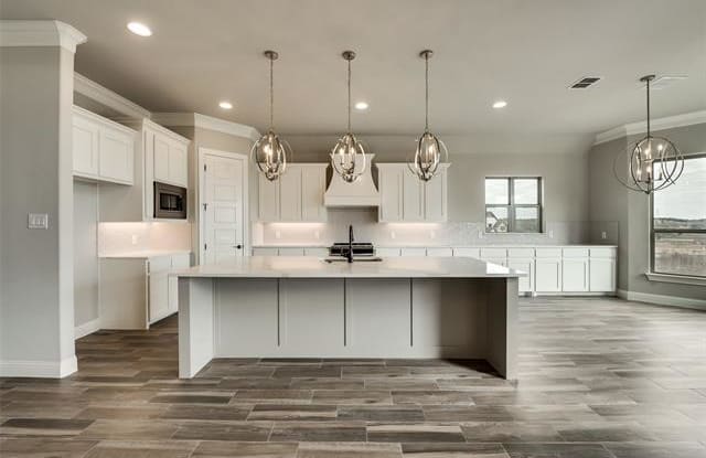 8051 White Drive - 8051 White Cove Drive, Texas City, TX 77591