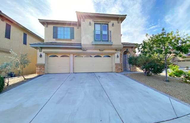 4 BEDROOM HOME 3 CAR GARAGE ON A CORNER LOT IN NORTHWEST Gallery 3