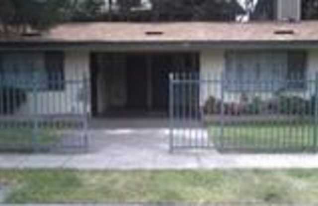 824 E Lorena Ave Gallery 3