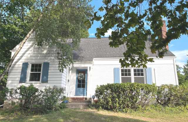 14 Willow Bend - 14 Willow Bend, Poughkeepsie, NY 12601