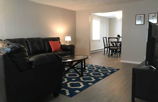 67179 Warnock Saint Clairsvi Road Gallery 3