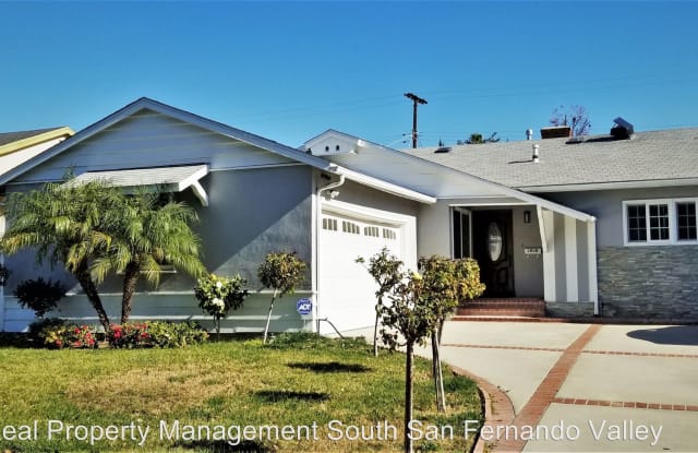 7050 Teesdale Ave - 7050 N Teesdale Ave, Los Angeles, CA 91605