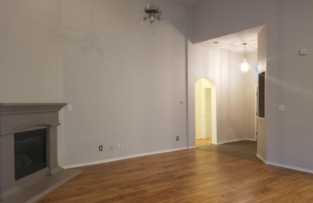 8601 Fernhill Drive Gallery 4