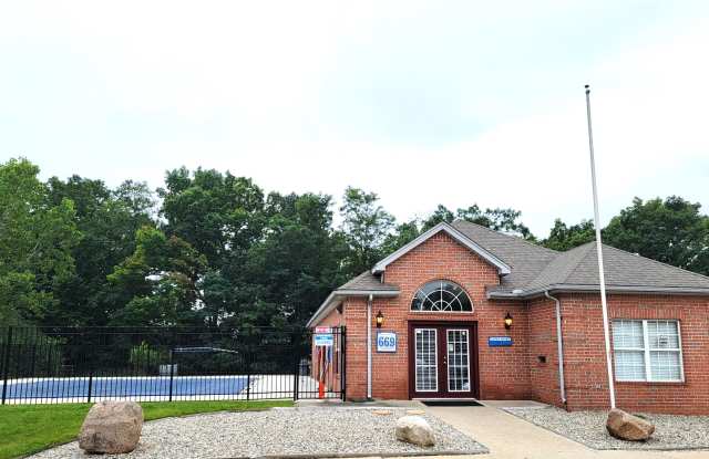 Huron Ridge Gallery 3