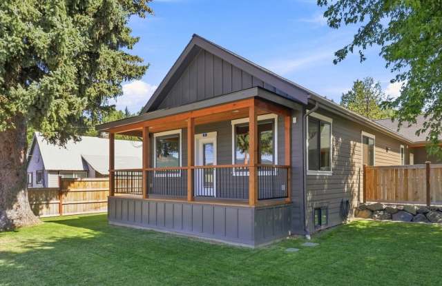 Full remodel downtown Ronald!  Backs up to trails, close to lake! Can be fully furnished or furniture removed. Gallery 1