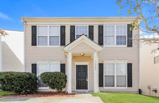 1227 Joannas Court photos photos