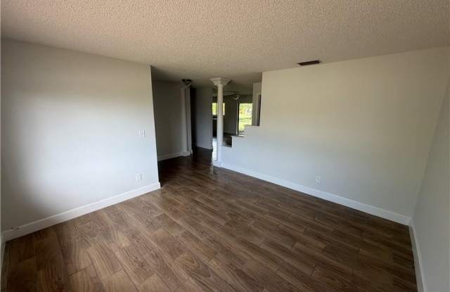 937 SW 52nd St lot: 36 Gallery 4