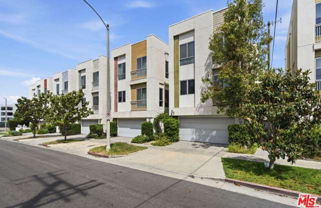 5911 Saturn St photos photos