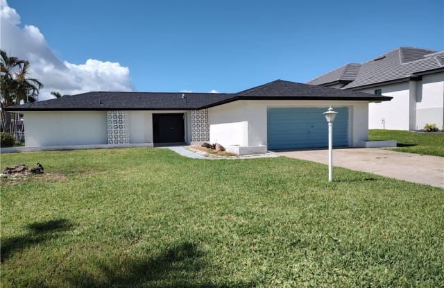 1126 Lucerne Avenue - 1126 Lucerne Avenue, Cape Coral, FL 33904