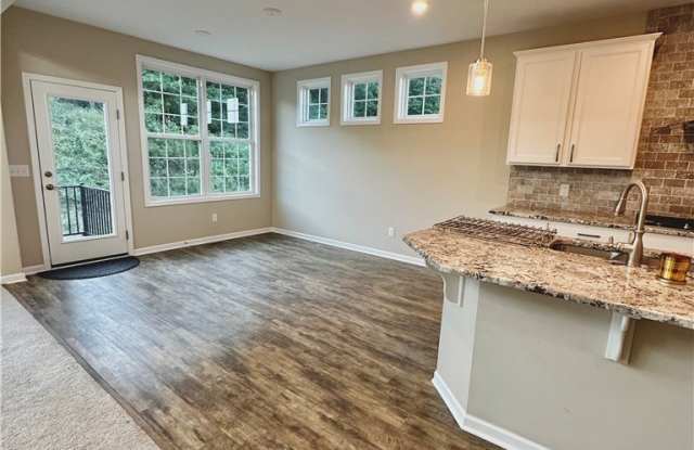 7178 Hawthorn Trace Gallery 2