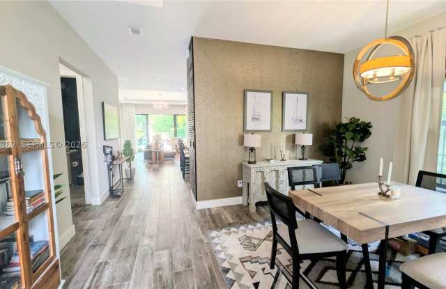 2879 Gin Berry Way Gallery 2