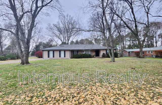 8124 Devens Dr - 8124 Devens Drive, Brentwood, TN 37027