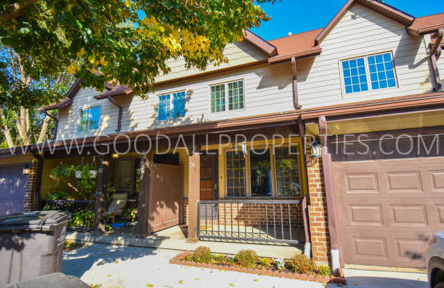 Spacious 2-Bedroom Townhome with Finished Walkout Basement! photos photos