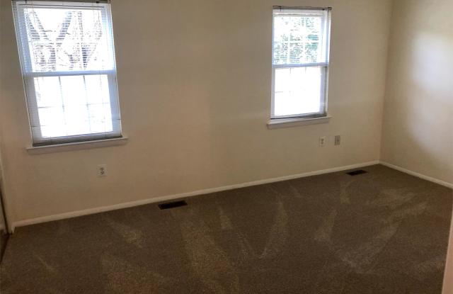 7002 Roslyn Avenue - 1 Gallery 4