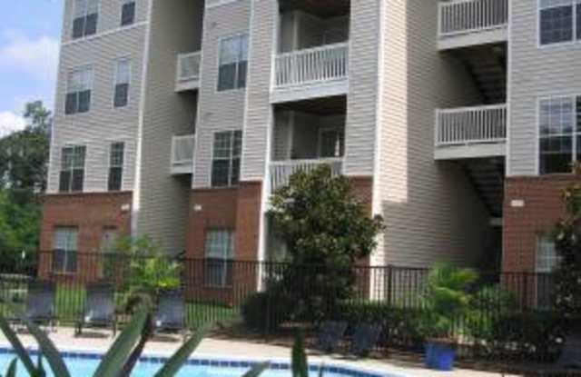 260 Riverbend Dr Apt #4-B photos photos