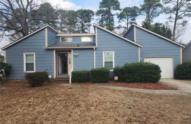 105 Alexander Lane photos photos