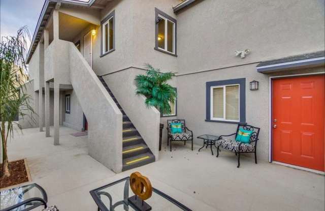 Updated 1 bedroom 1 bath downstairs apartment in North Park with a parking space! photos photos
