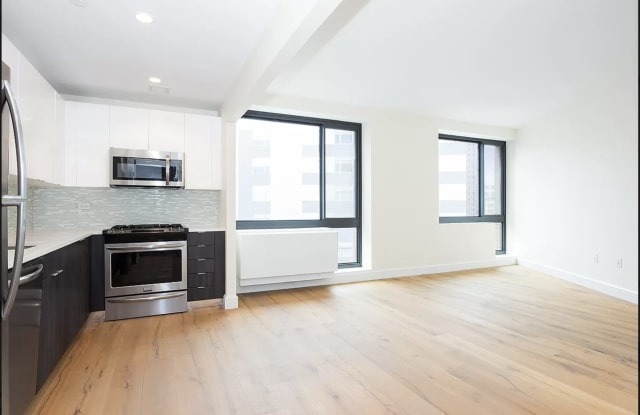 25 21 43rd Avenue - 25 E 21st Rd, Queens, NY 11693