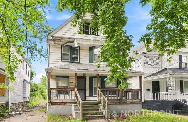Single Family- 4 bedrooms- large front porch photos photos Single Family- 4 bedrooms- large front porch photos photos