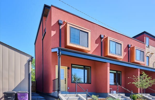 4 Bedroom 3 Bath in Denver with Rooftop Patio!! photos photos