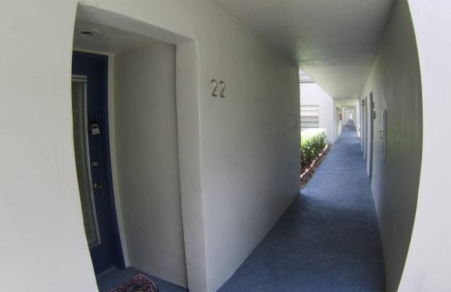 22 CAPRI A Gallery 2