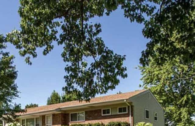 813 Payson Dr - 813 Payson Drive, Olivette, MO 63132 813 Payson Dr - 813 Payson Drive, Olivette, MO 63132