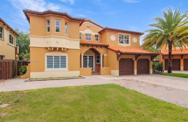 15445 SW 26th Ter photos photos