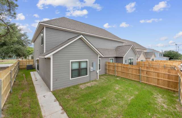 409 Aurora Court - 409 Gallery 4
