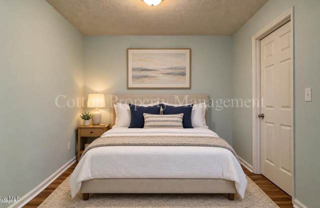 4516 Greentree Road Gallery 2
