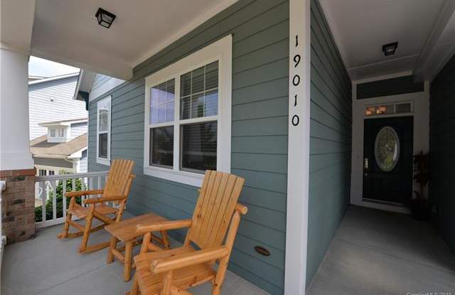 19010 Cypress Garden Drive Gallery 3