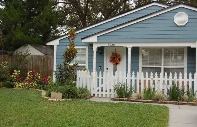 2620 Kavalier Dr - 2620 Kavalier Drive, Palm Harbor, FL 34684