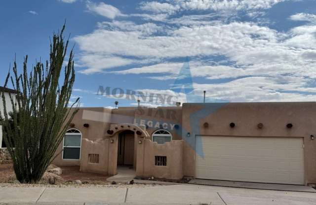 Southwestern Beauty - Excellent location! Gallery 1