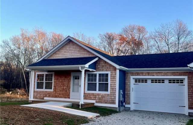928 Stafford Road - 928 Stafford Road, Newport County, RI 02878