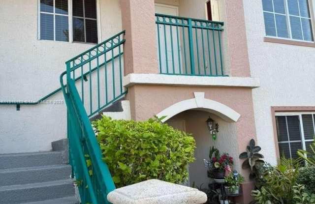 1300 SE 31st Ct photos photos