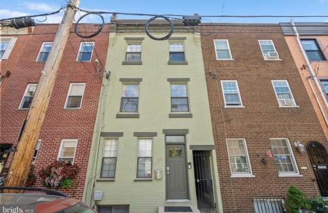 626 CARPENTER STREET photos photos