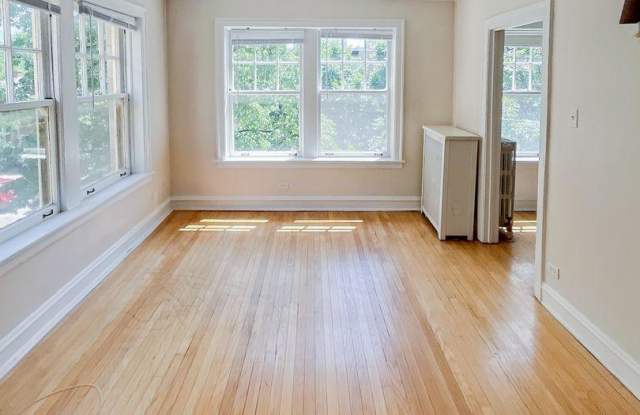 1614 West Sunnyside photos photos