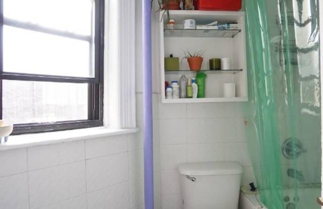 763 Park Pl Gallery 3