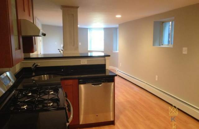 672 Washington St. photos photos