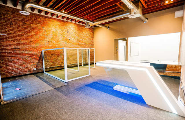 5221 South Tacoma Way - 1 Gallery 4