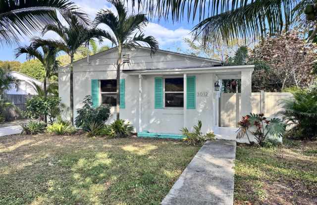 3012 Glenwood Road photos photos