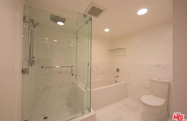 10366 Wilshire Boulevard Gallery 2